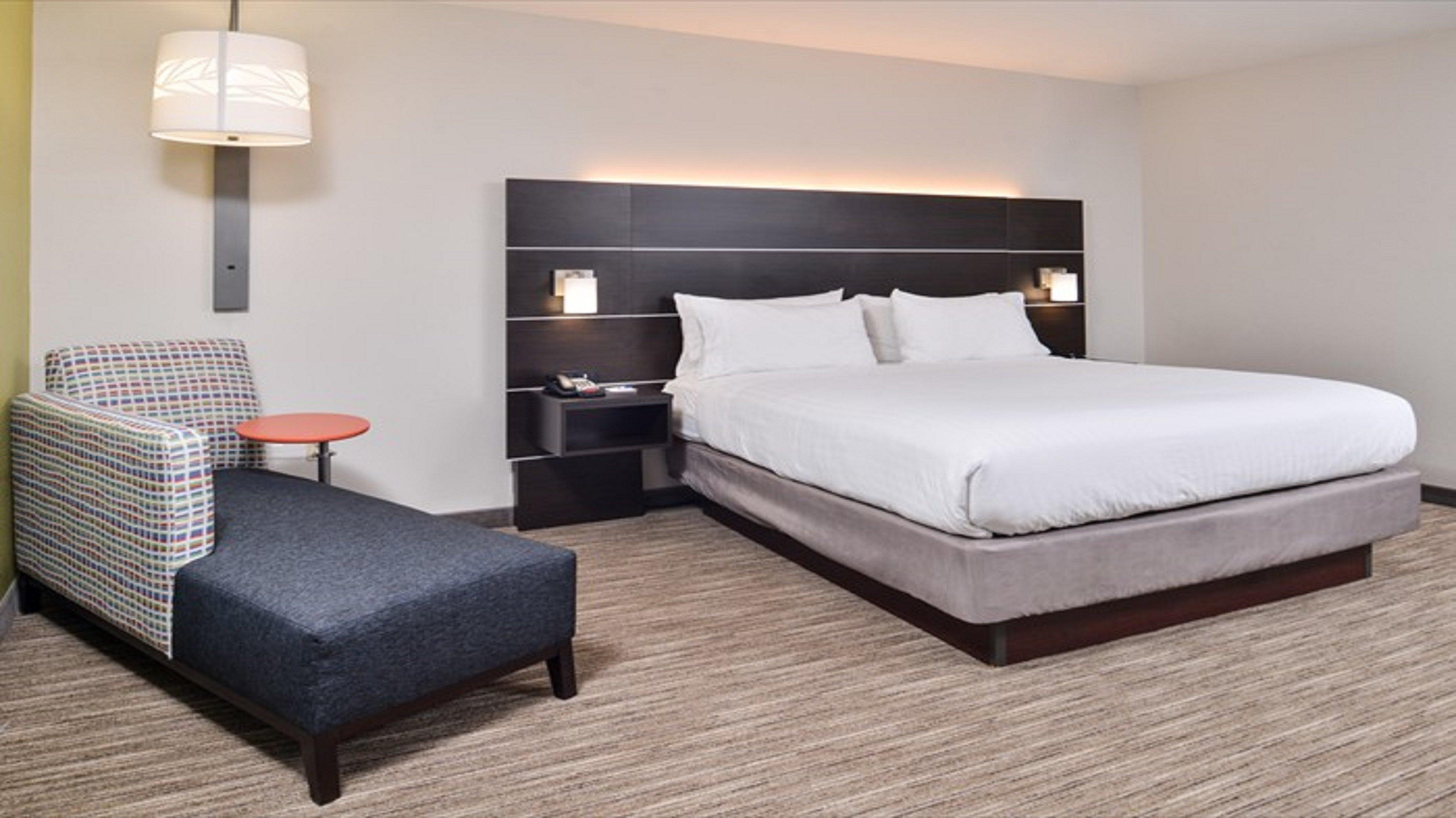 Holiday Inn Express & Suites - Parkersburg East By Ihg Eksteriør bilde