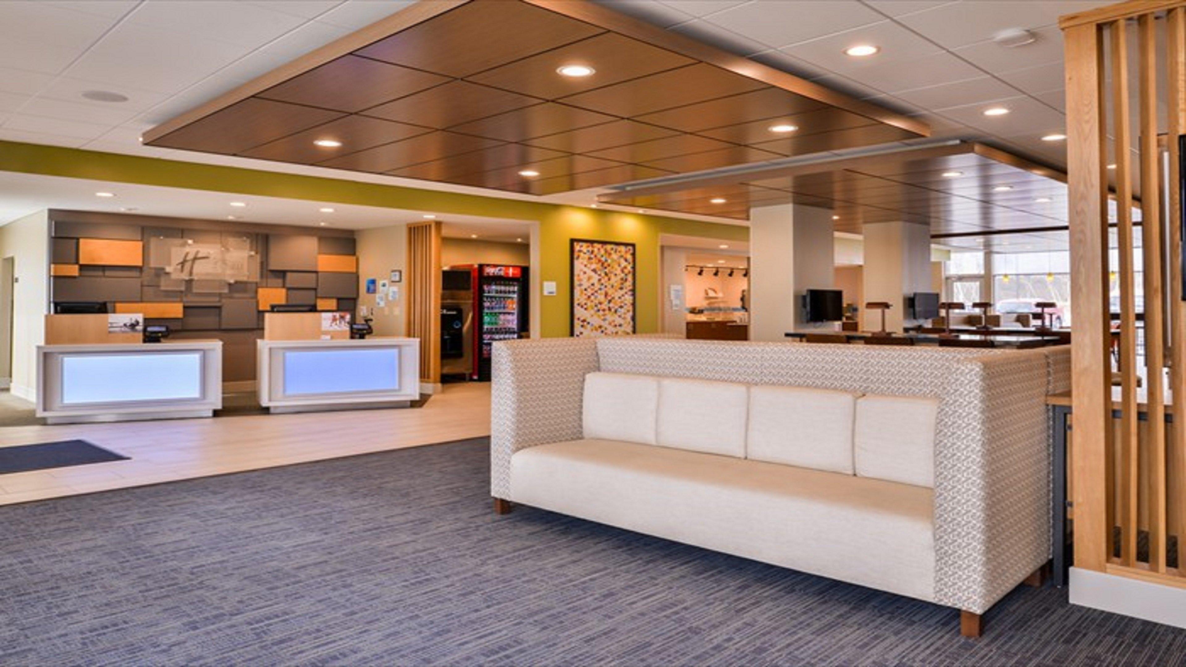 Holiday Inn Express & Suites - Parkersburg East By Ihg Eksteriør bilde