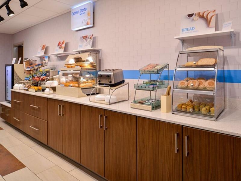 Holiday Inn Express & Suites - Parkersburg East By Ihg Eksteriør bilde