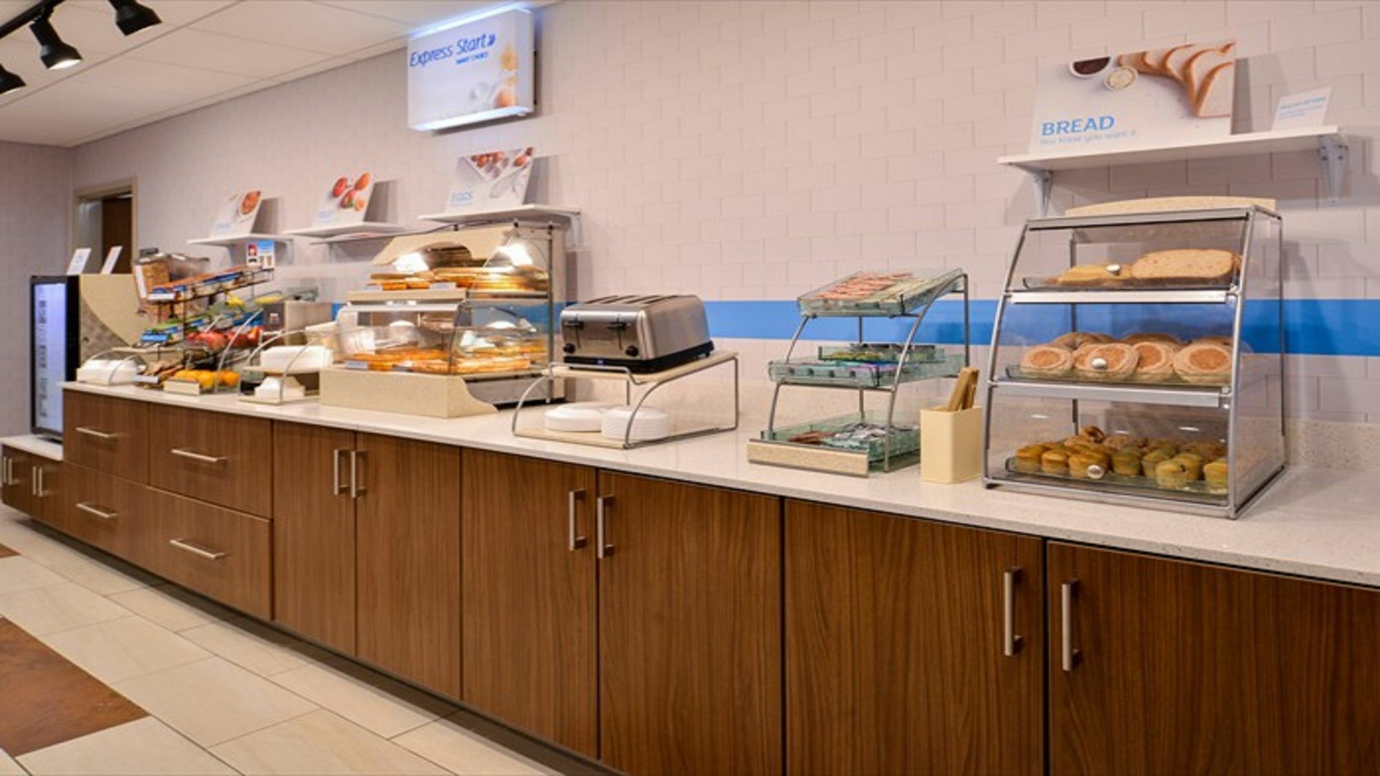 Holiday Inn Express & Suites - Parkersburg East By Ihg Eksteriør bilde